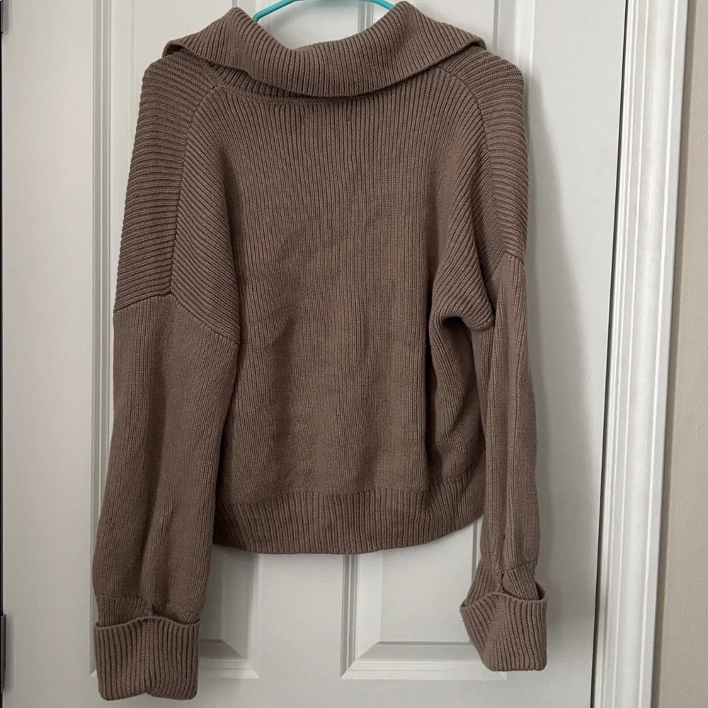 Abercrombie & Fitch Collared Button Up Cardigan - Picture 4 of 4